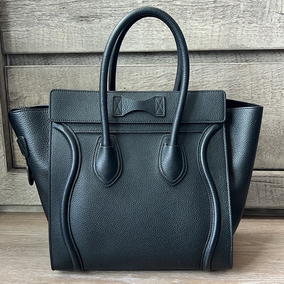 MICRO LUGGAGE HANDBAG IN DRUMMED CALFSKIN
BLACK - Picture 4 of 7